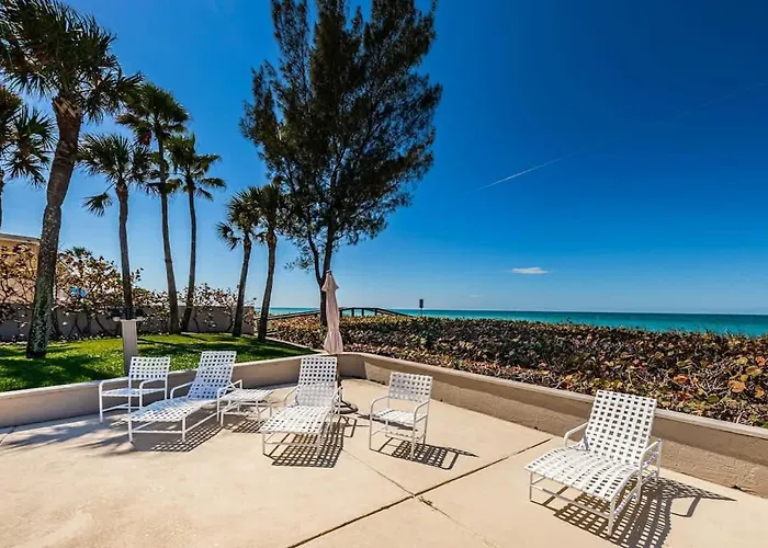 Beachfront Aldea 5 Holiday home